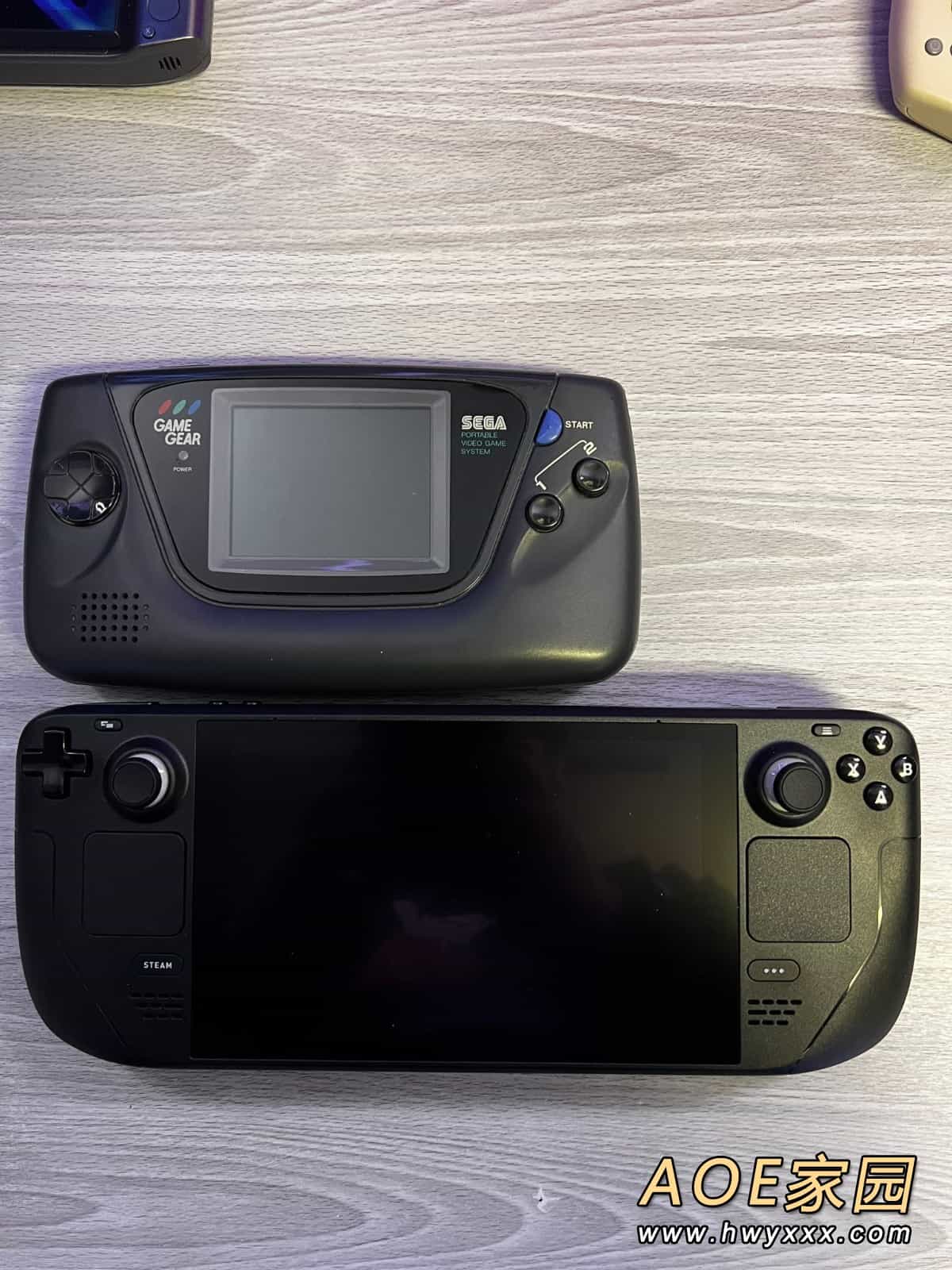 Steam Deck与各掌机对比图 比Switch大上一块