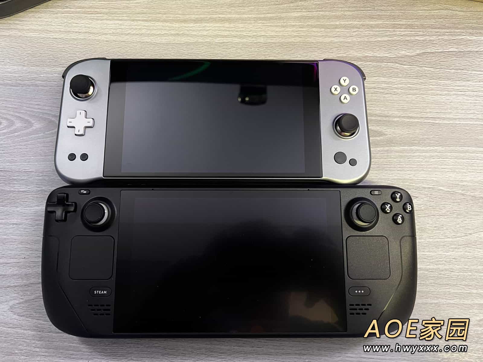 Steam Deck与各掌机对比图 比Switch大上一块