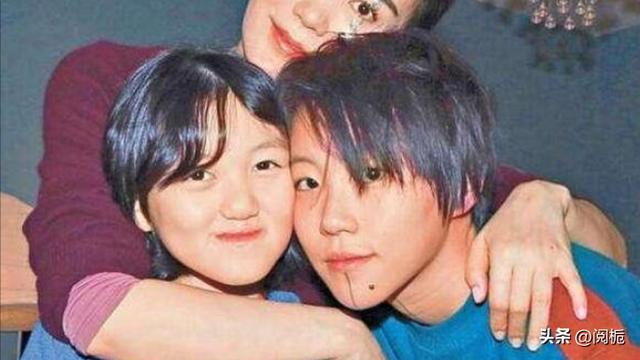同是王菲的女儿，窦靖童和李嫣却活成了完全相反的样子-图1